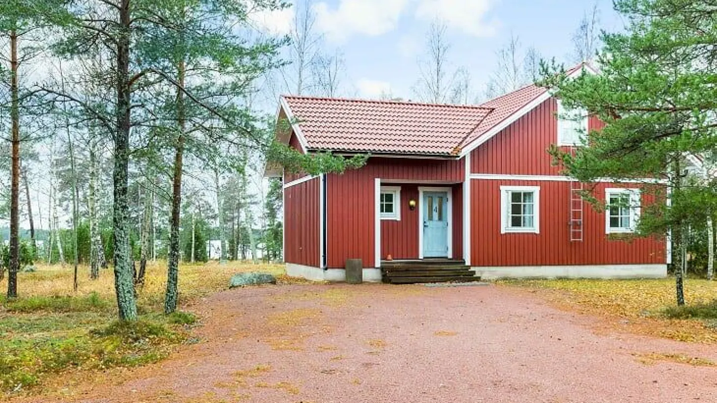 Kalastuspaketti Norrö Fishingcamping mökissä